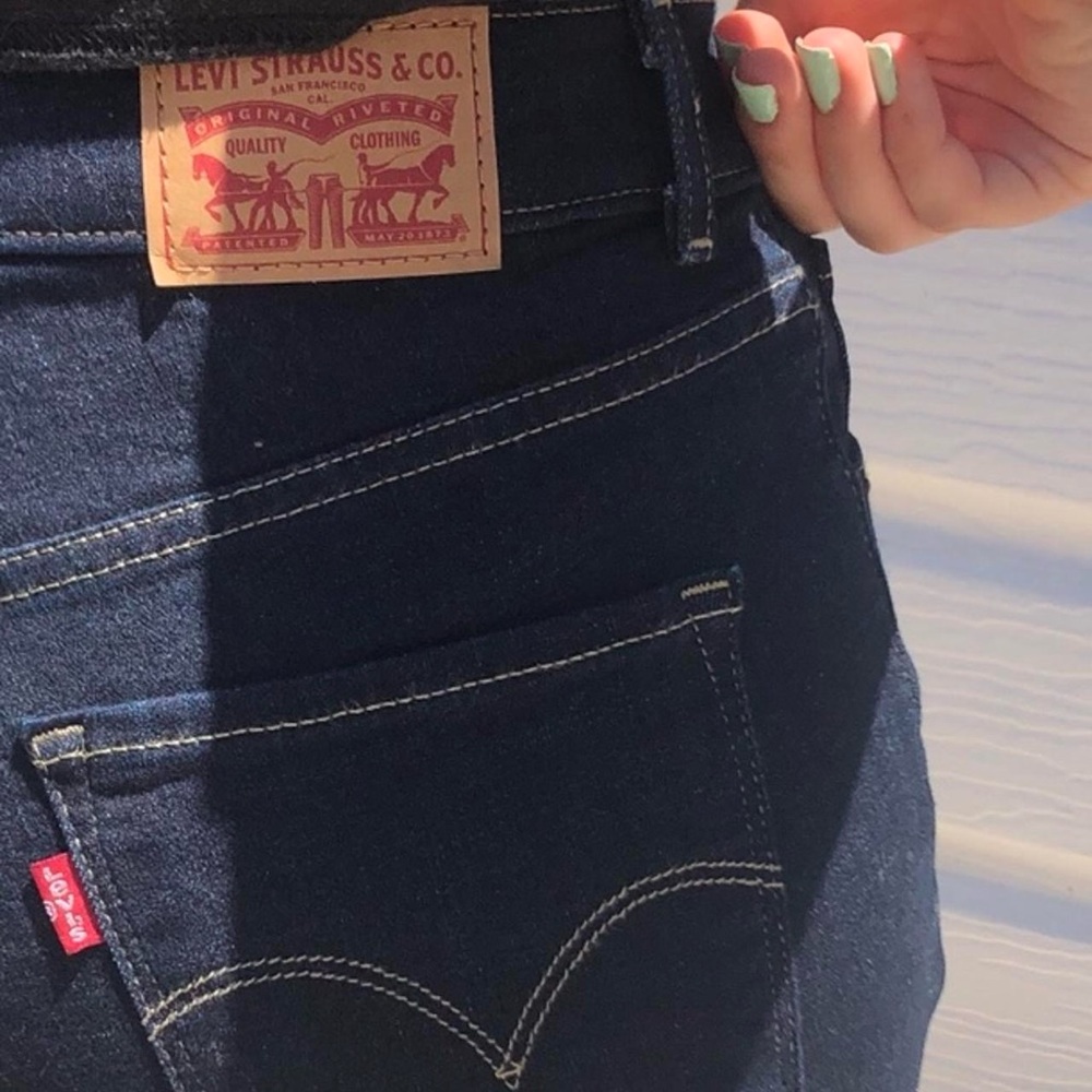 Levi’s shorts